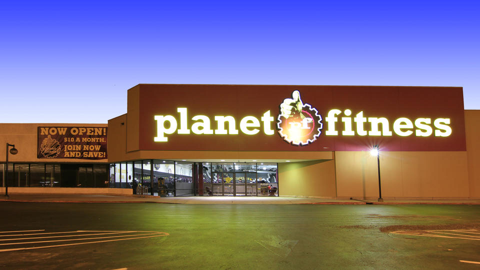 Planet Fitness IMG 03b